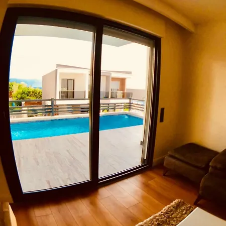 Prázdninový dům Ada Life Luxurious Zeta B4 Summer Enjoyment For You And Your Family #117001